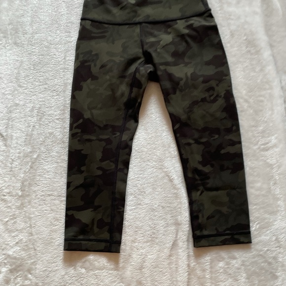 Lululemon wunder under crop - Picture 4 of 5